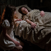 Silent Night Vigil in Dissolution It is not the condition of the body that disturbs, but the change in the relationship between the two sisters, as if something had rewritten the invisible rules...